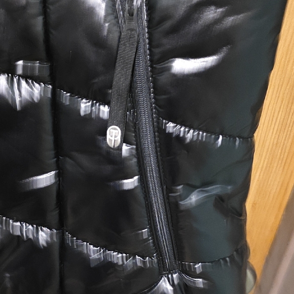 Talbots Shiny Black Quilted Vest - Picture 4 of 11